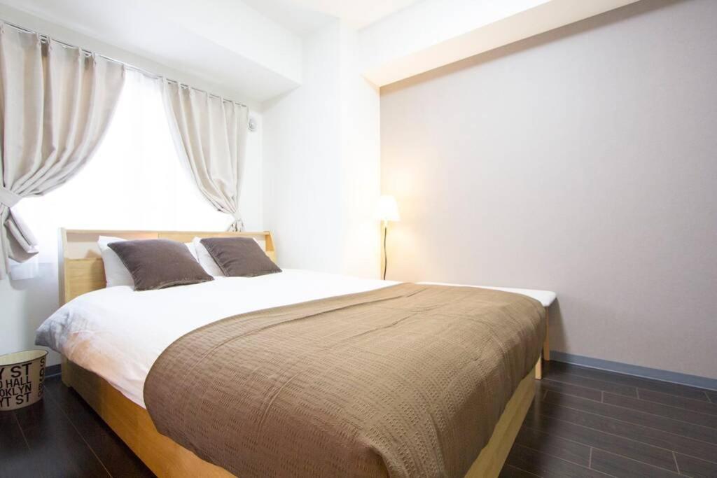 ようこそ札幌へ! 大通公園まで地下鉄10分 定員6名 Firetv完備 1階はセコマ Appartement Buitenkant foto