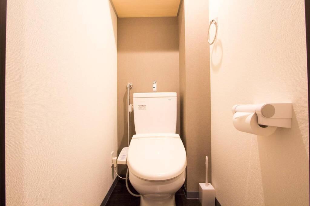 ようこそ札幌へ! 大通公園まで地下鉄10分 定員6名 Firetv完備 1階はセコマ Appartement Buitenkant foto