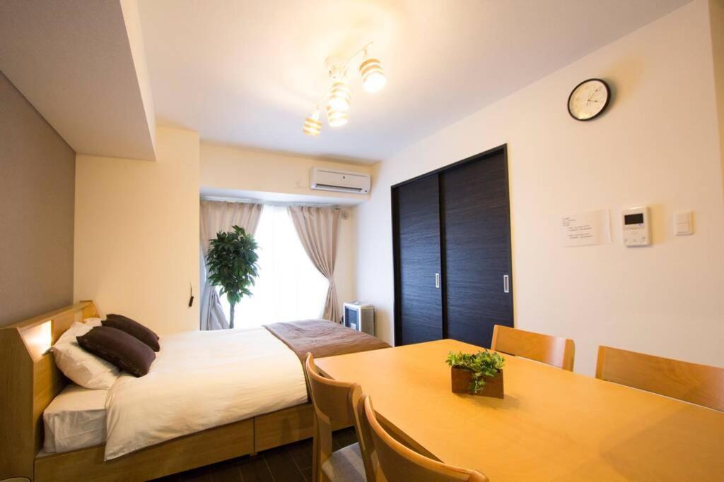 ようこそ札幌へ! 大通公園まで地下鉄10分 定員6名 Firetv完備 1階はセコマ Appartement Buitenkant foto