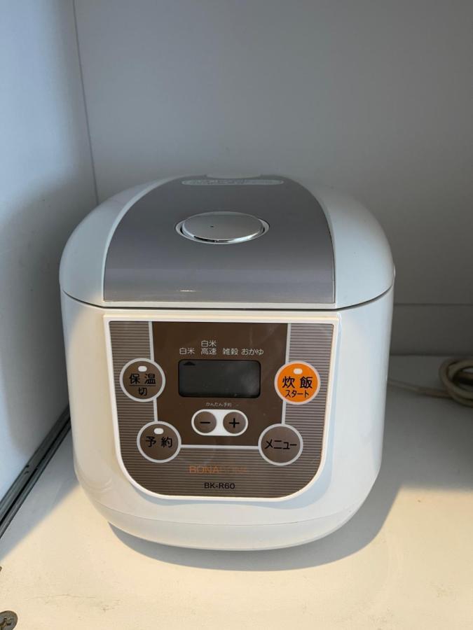 ようこそ札幌へ! 大通公園まで地下鉄10分 定員6名 Firetv完備 1階はセコマ Appartement Buitenkant foto